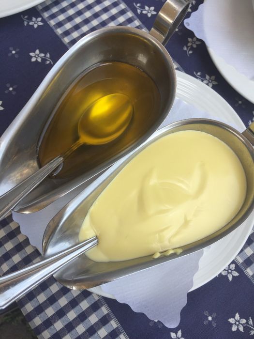 Butter und LUKULL Hollandaise