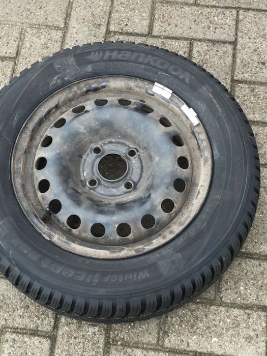 Alte Felge neuer Reifen von Hankook 