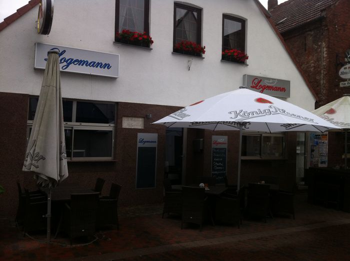 Imbiss Logemann in Delmenhorst im Regen