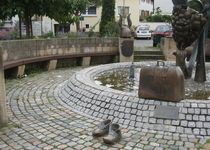 Bild zu Geschichts- und Brauchtumsbrunnen