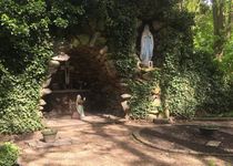 Bild zu Lourdes-Grotte in Kroge