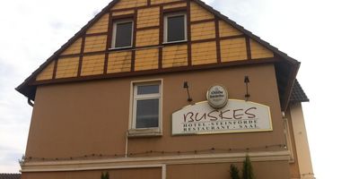 Buskes Hotel & Restaurant in Wietze
