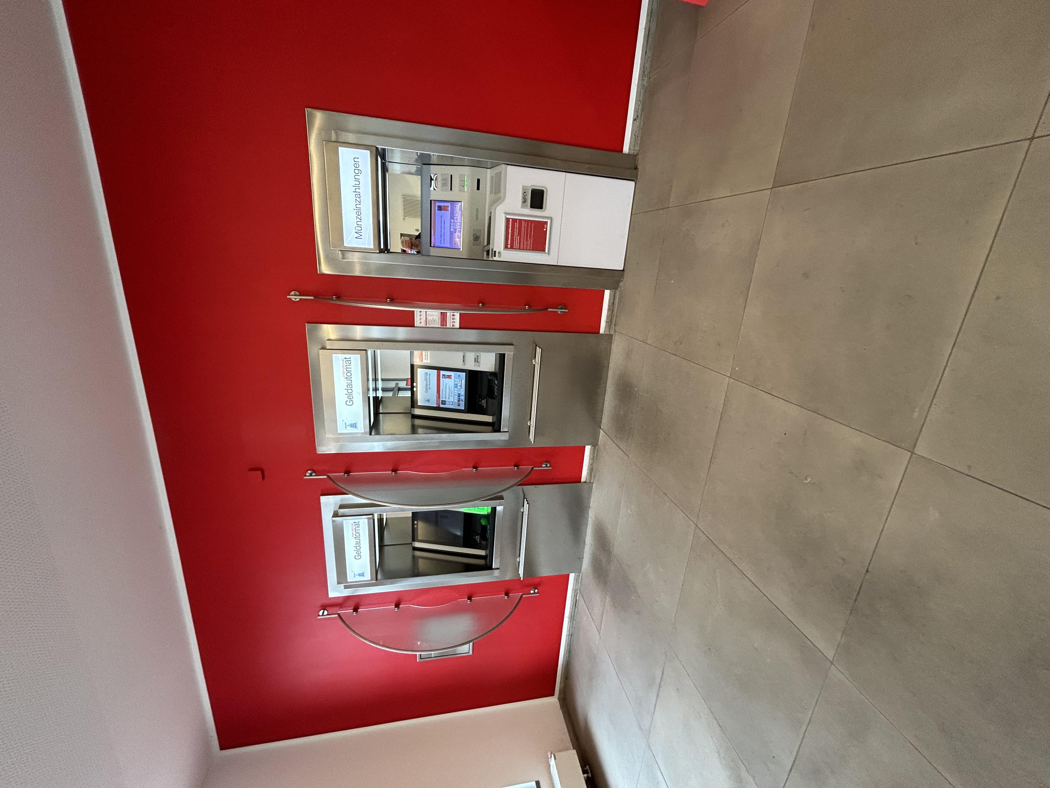 Bild 4 Landessparkasse zu Oldenburg Geldautomat in Jever