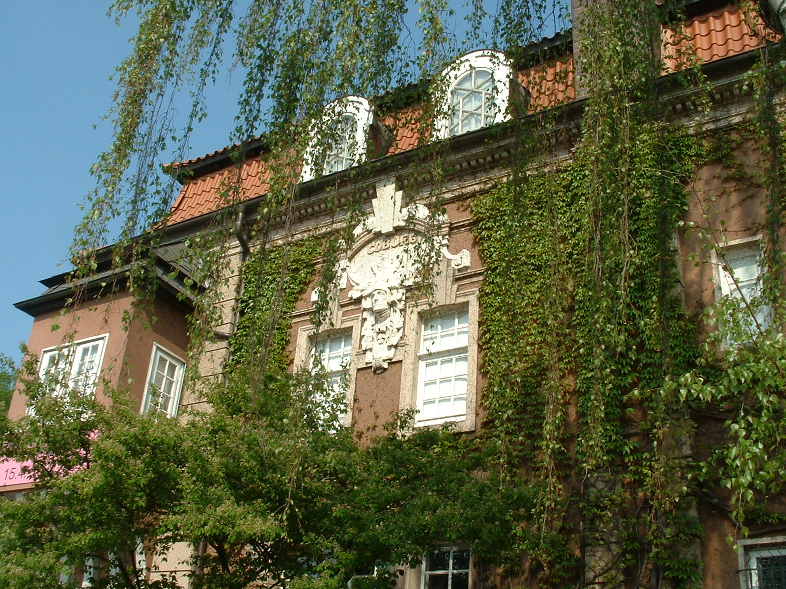Städtische Galerie Delmenhorst Haus Coburg - Hübsche Hausfront von 1906