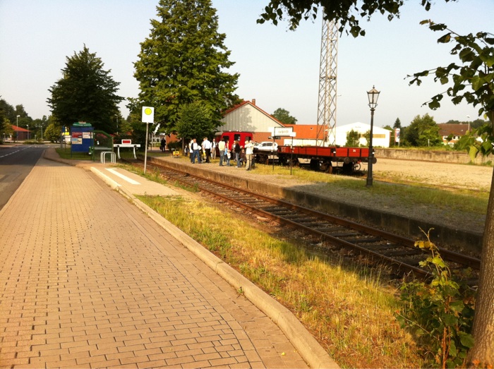 Fahrg&auml;ste am Bahnhof Harpstedt