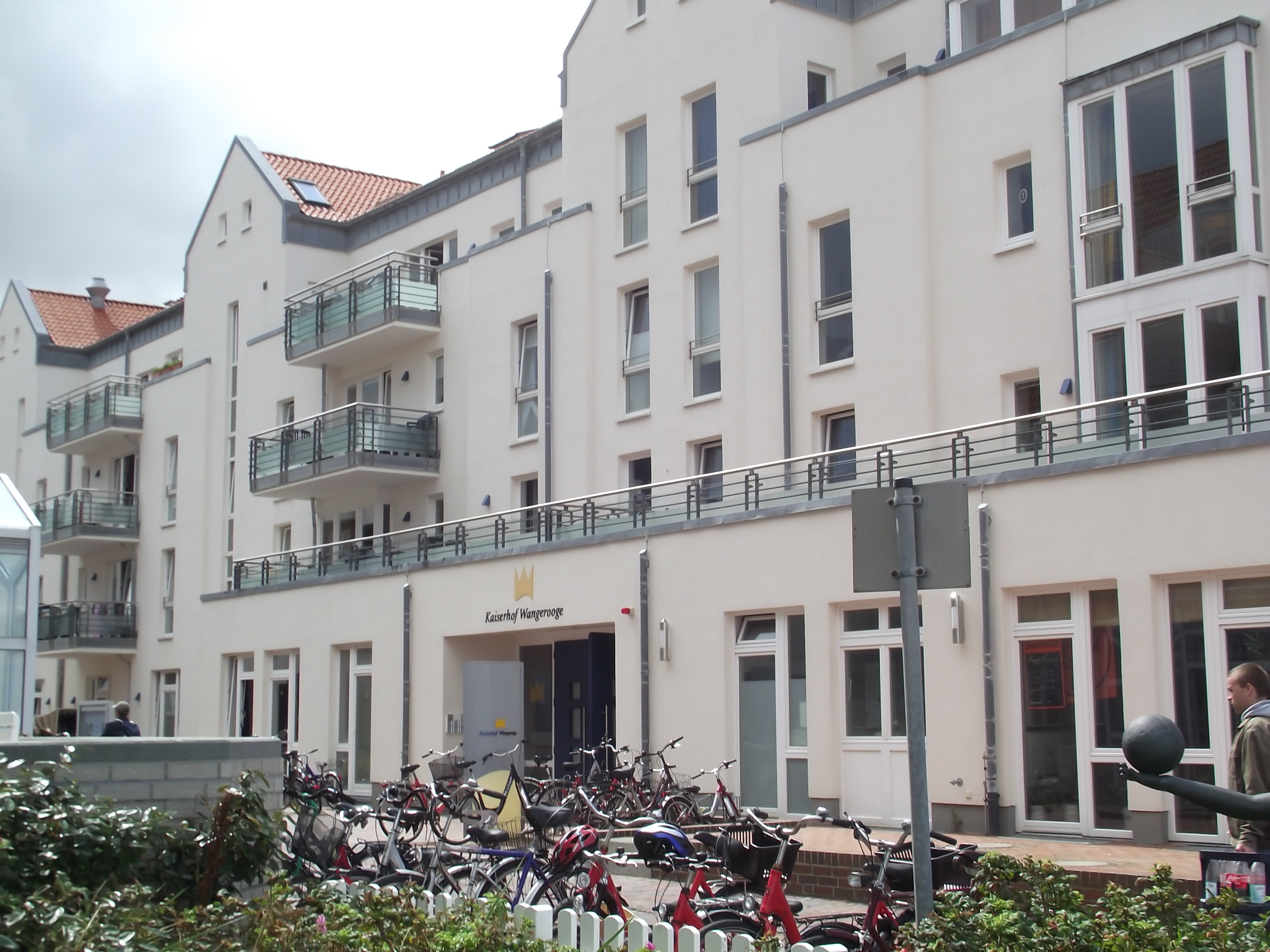 Kaiserhof Wangerooge - großes Hotel direkt am Strand