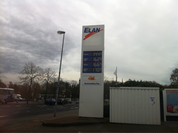Bild 1 Elan-Tankstelle in Papenburg