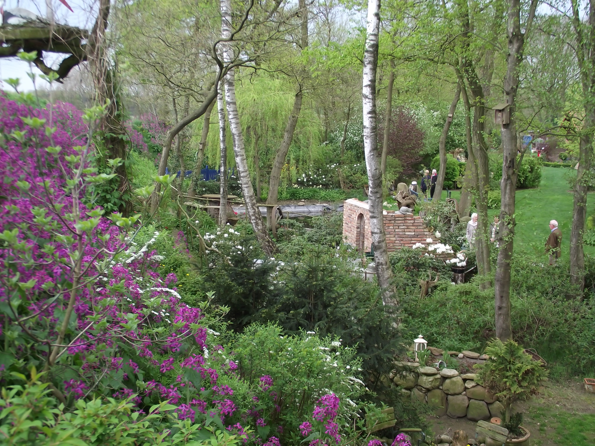 Dötlinger Gartenkultour 2012 - Stein- und Wassergarten Familie Krüger