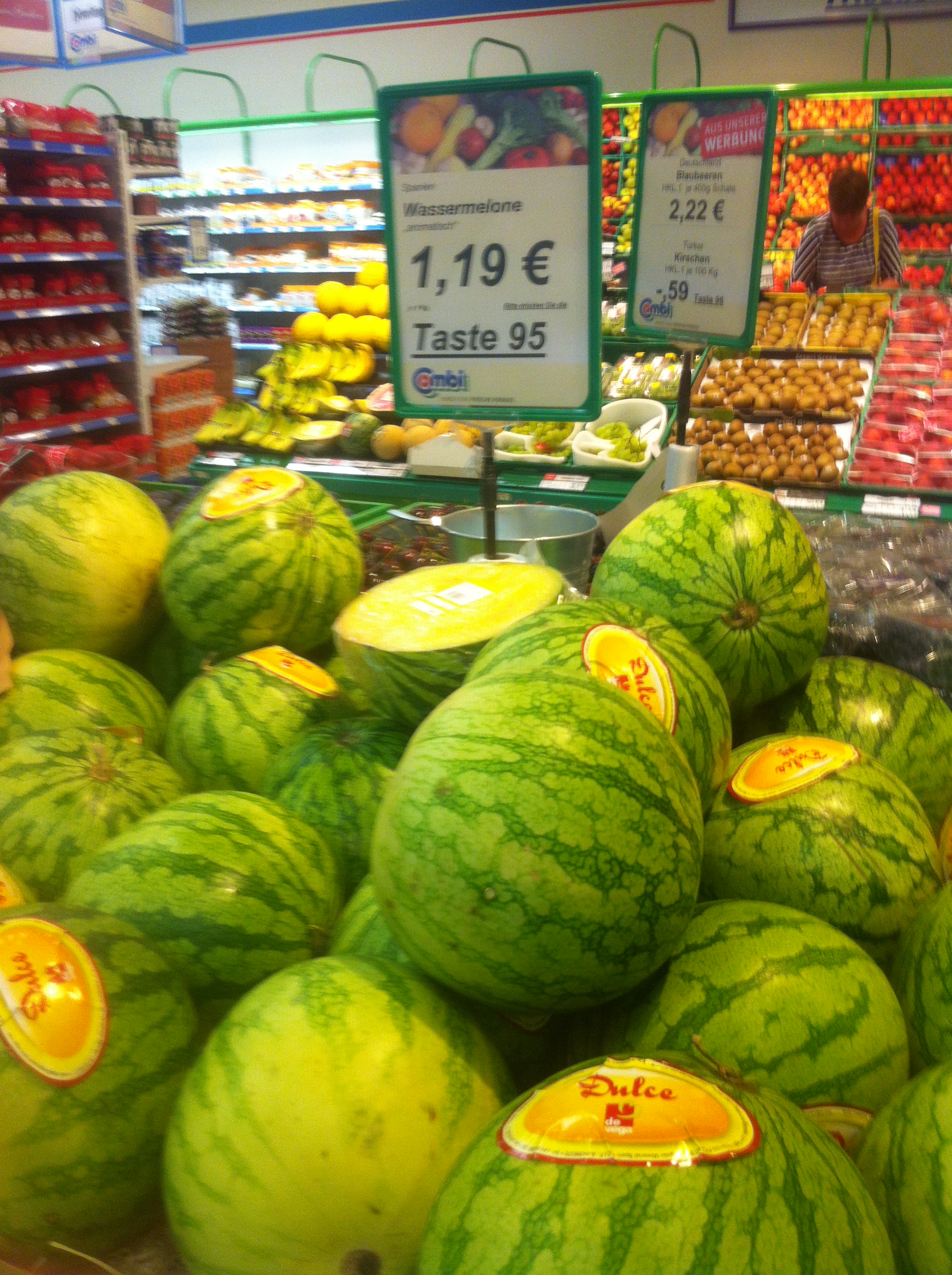 Melonen im Combi in Oyten - dicke Dinger