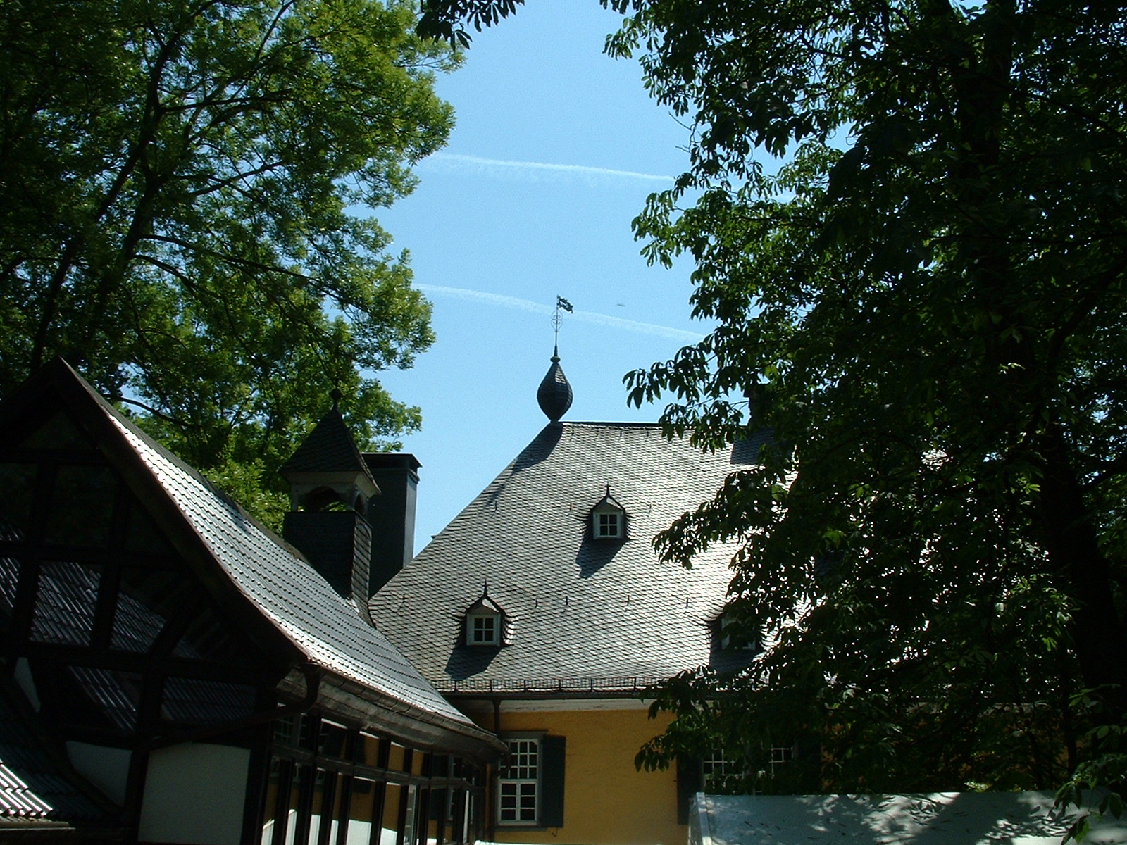 Schloß Lüntenbeck - Textilmarkt am 4.6.2011