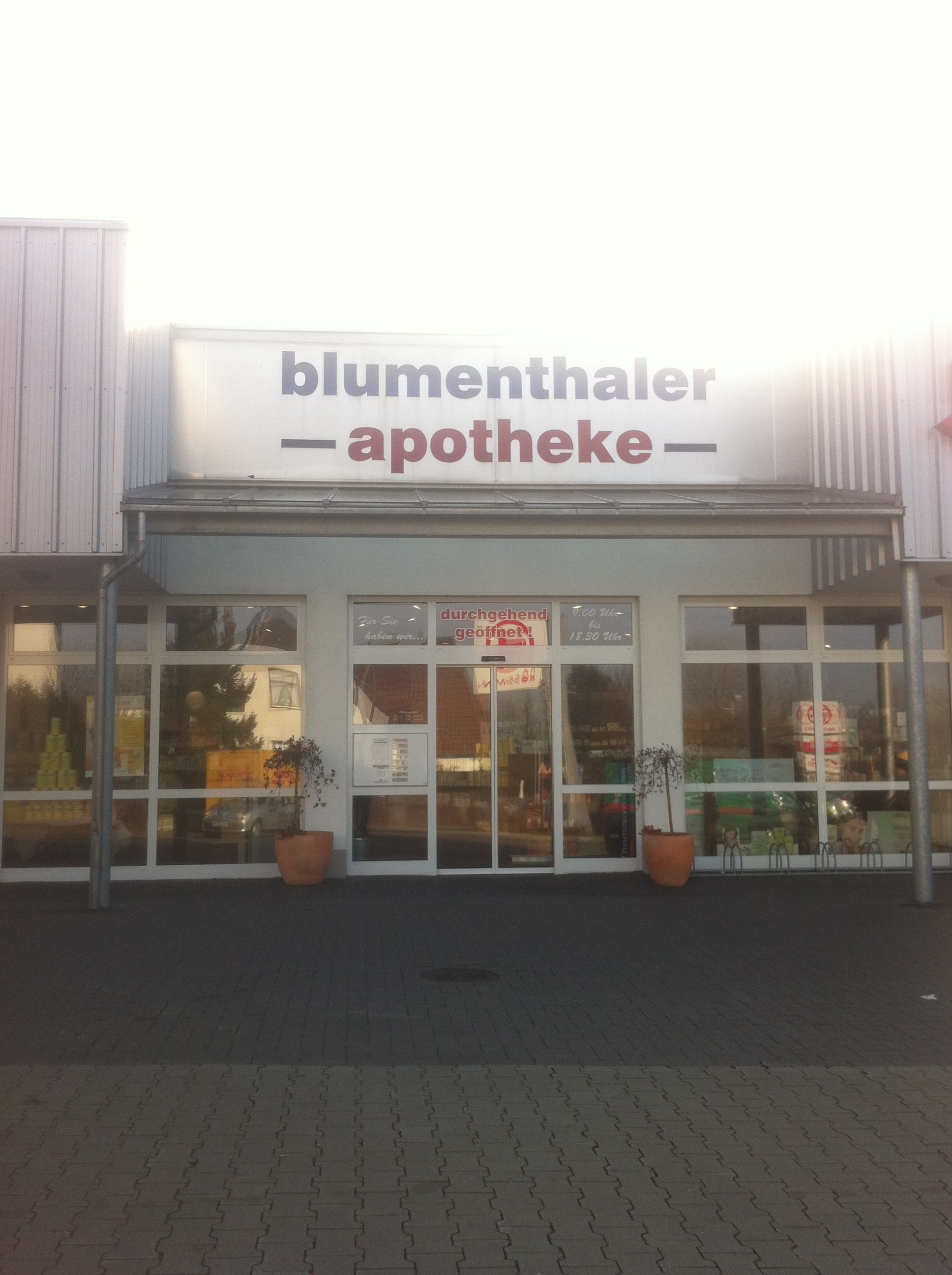 Bild 1 Blumenthaler Apotheke in Bremen