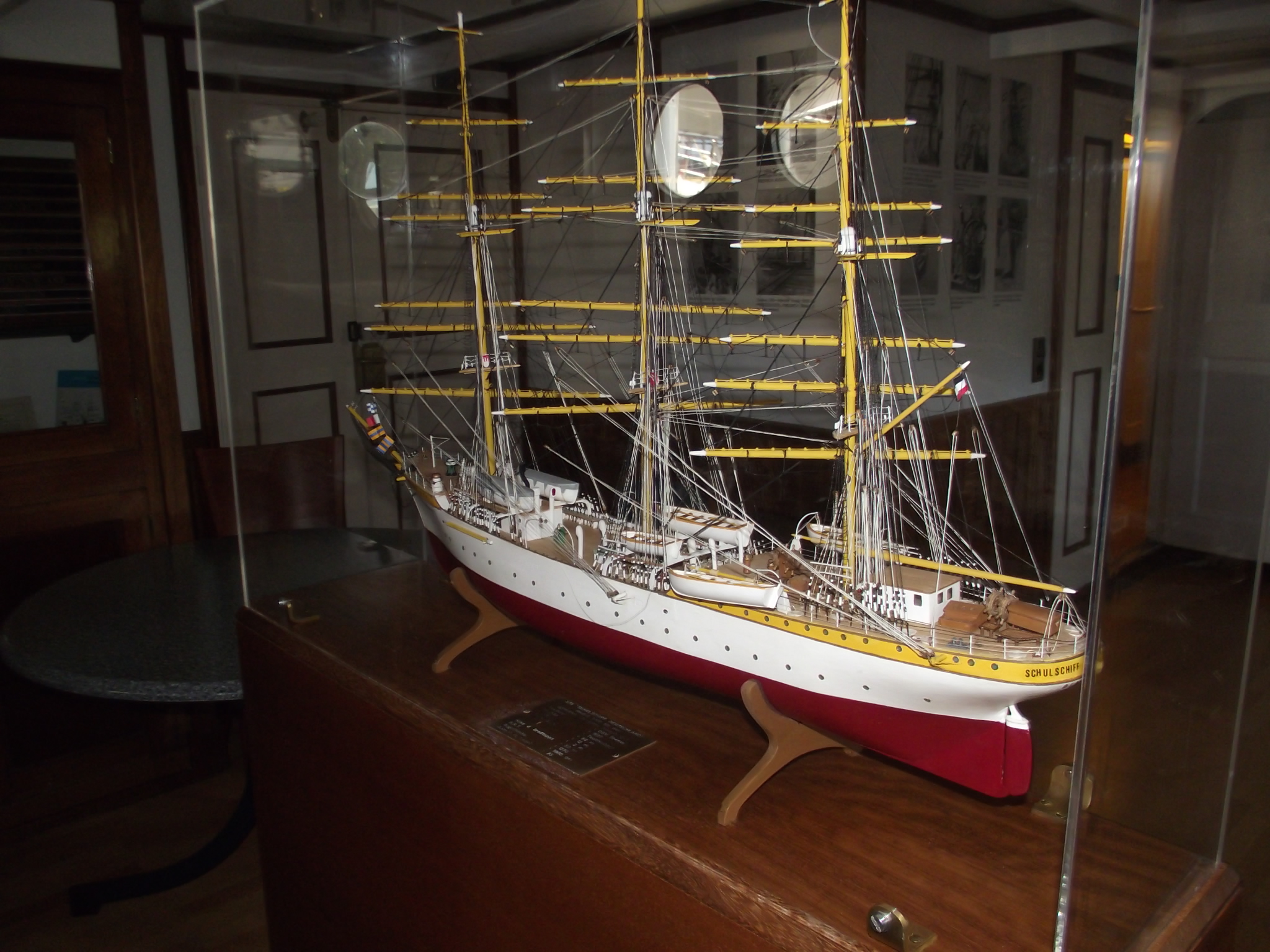 Schulschiff Deutschland - Im Museum das Modell vom Schulschiff