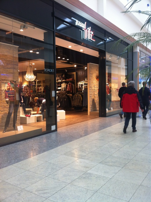 Bild 1 it'z Jeans Fritz Handels GmbHCenter: bremen Waterfront in Bremen