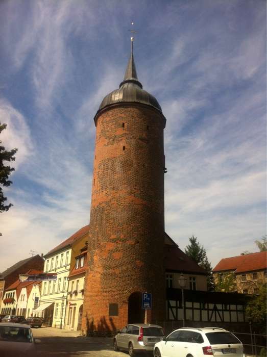 Der Rote Turm an der Stadtmauer
