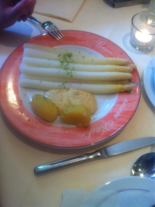 Spargel ohne Fleisch f&uuml;r 13,50 &euro;