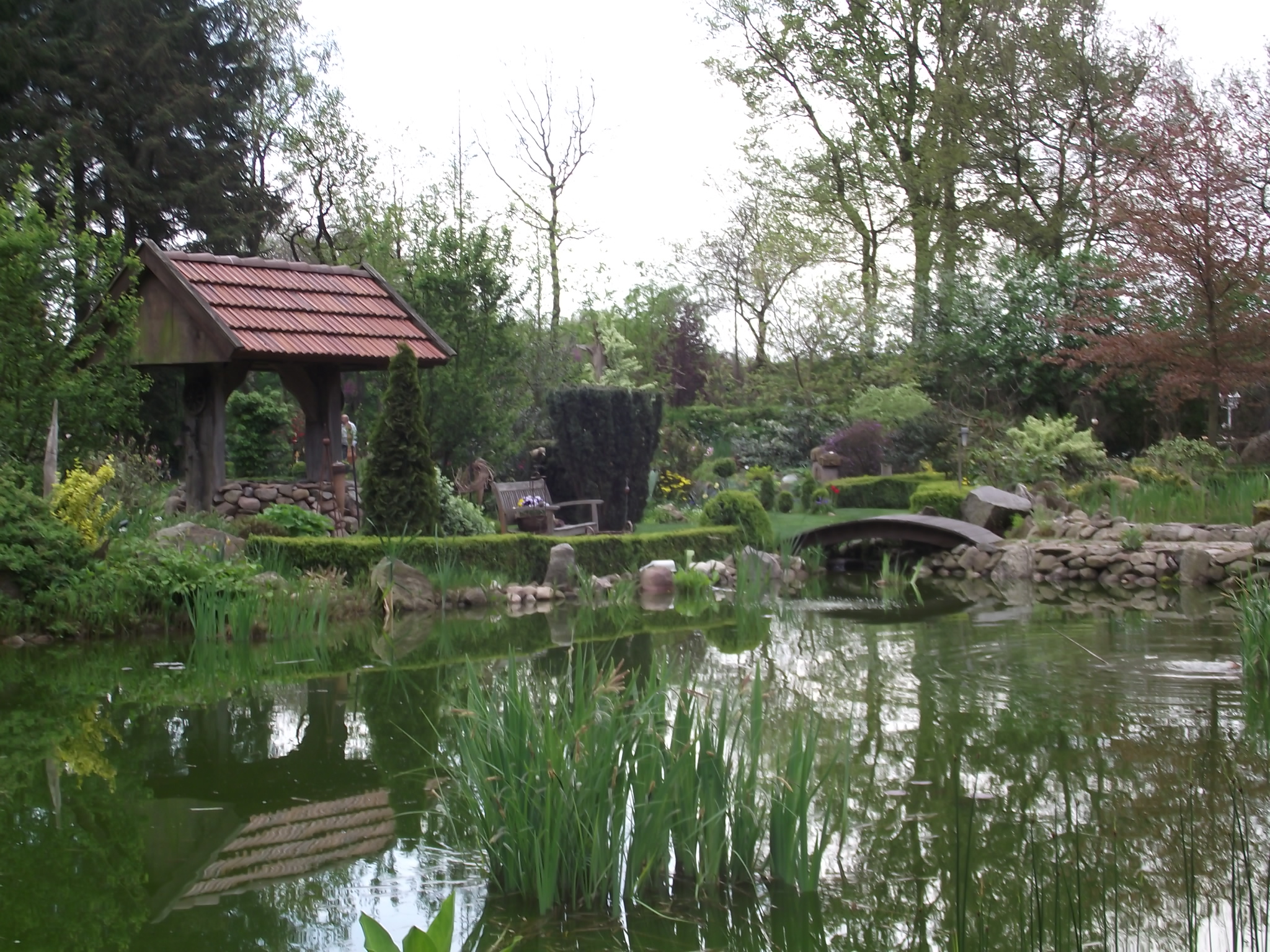 Dötlinger Gartenkultour 2012 - Stein- und Wassergarten Familie Krüger