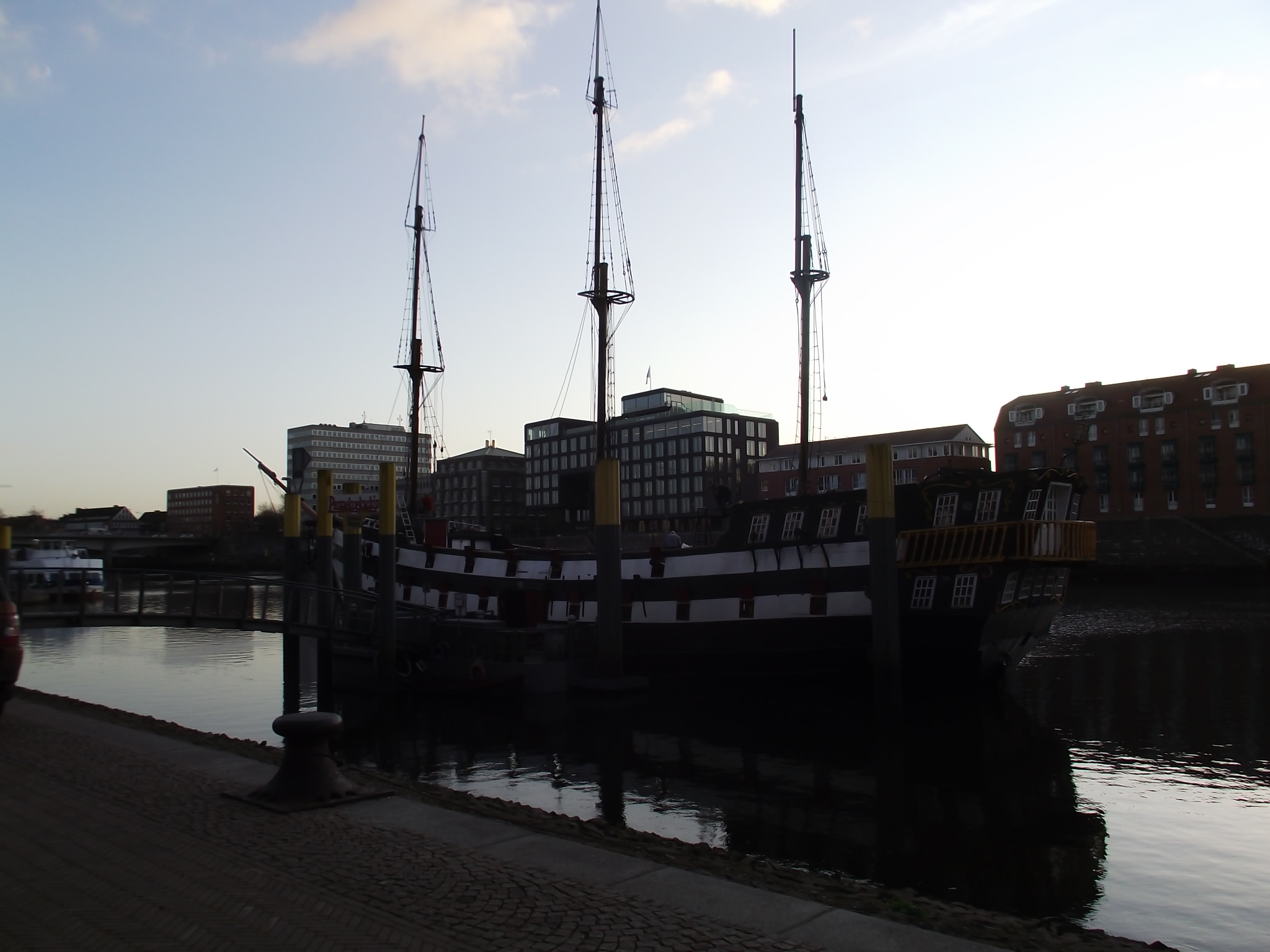 Pannekoekschip in Bremen an der Schlachte auf der Weser