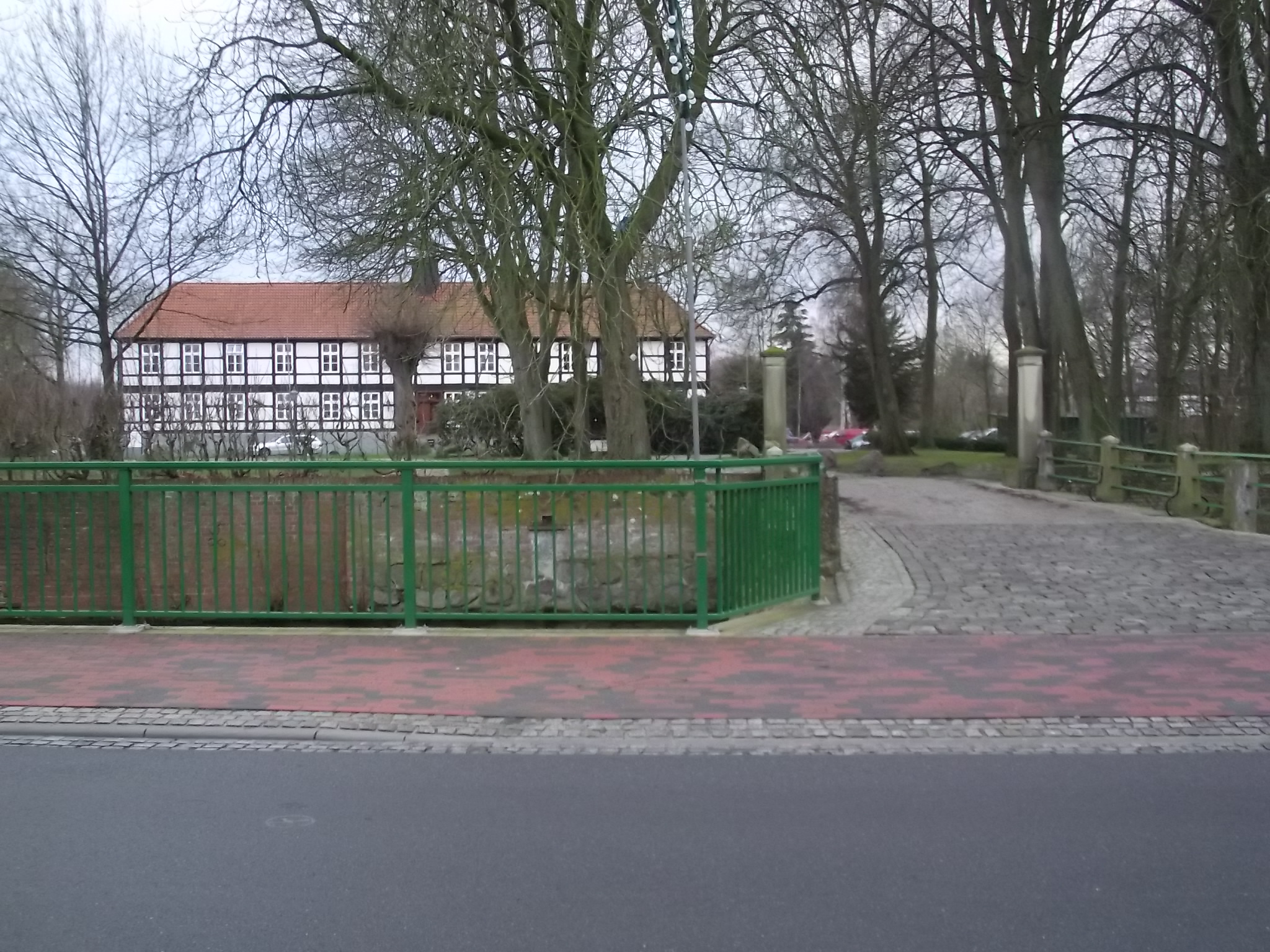 Der Amtshof in Harpstedt - Zufahrt zum Parkplatz vom Standesamt und der Gemeindeverwaltung