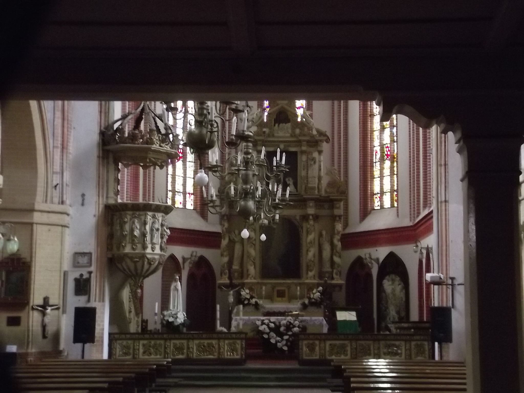 Belgard St.Maria Kirche - Blick in die leider verschlossene Kirche