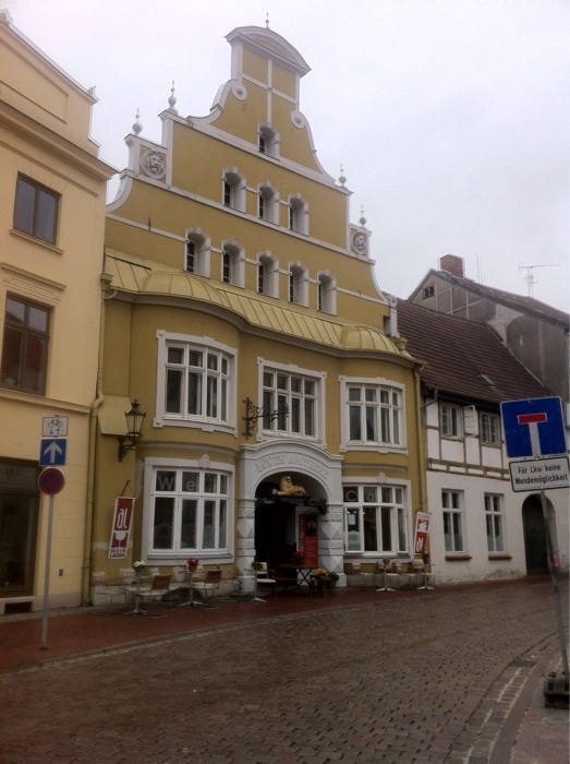 Bild 4 Café Löwenapotheke in Wismar