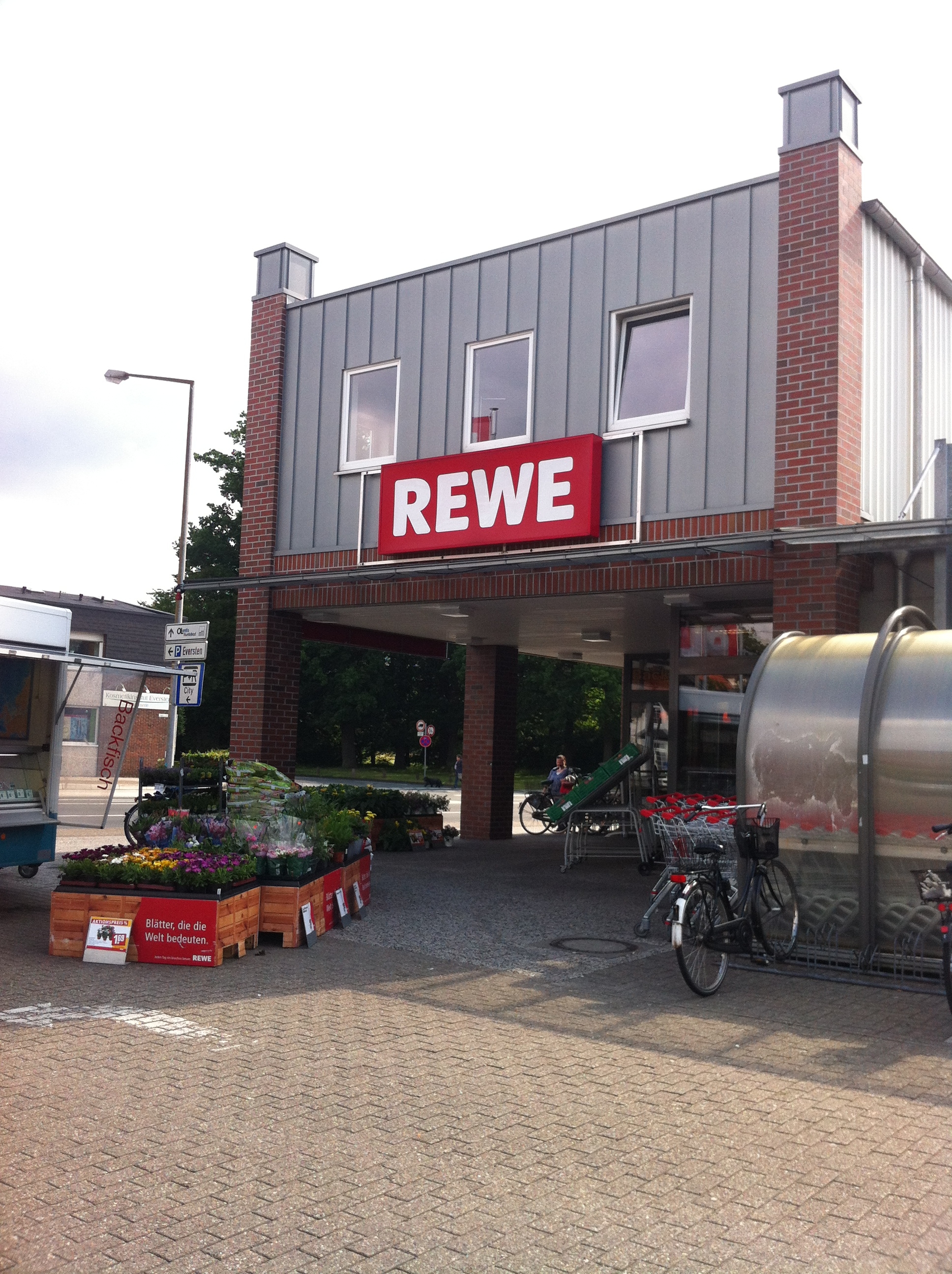 Bild 11 REWE in Oldenburg