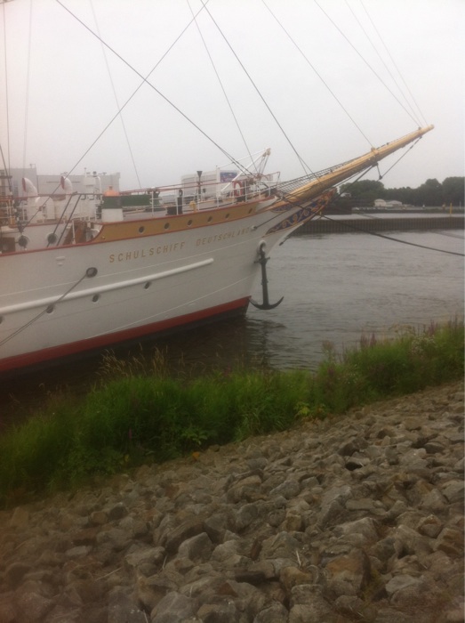 An der Weser zum Mittagstisch. Restaurant leider nicht angelegt!