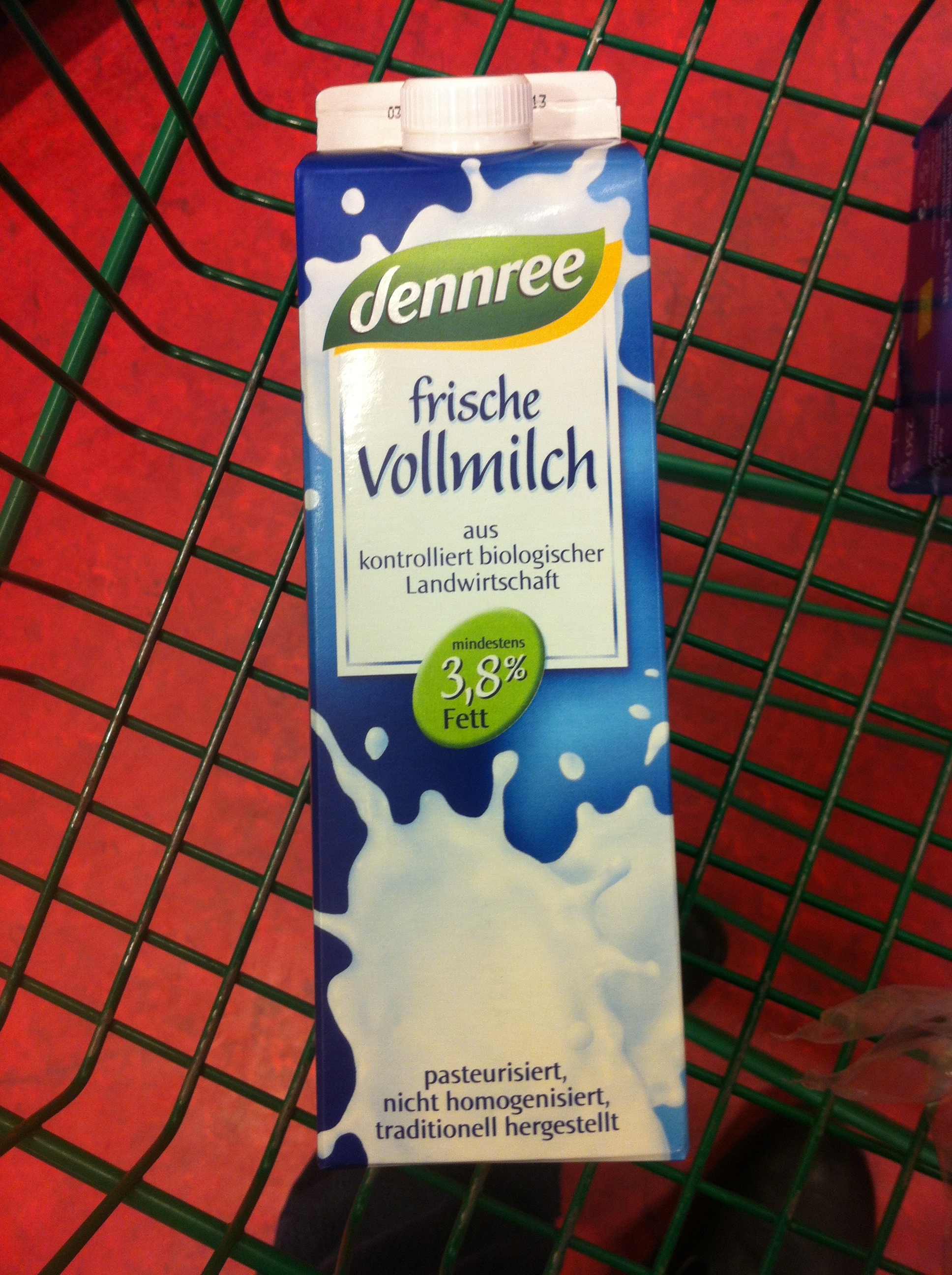 Frische Vollmilch - nicht länger haltbar!