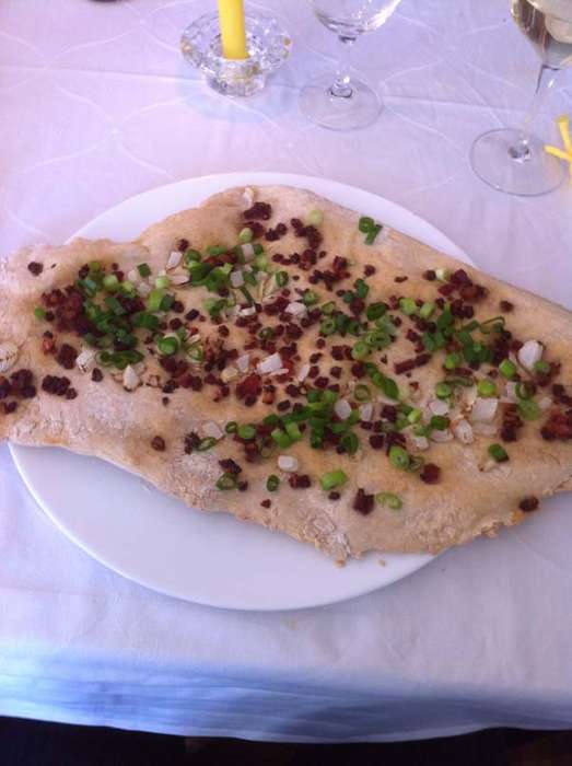 Flammkuchen mit Speck