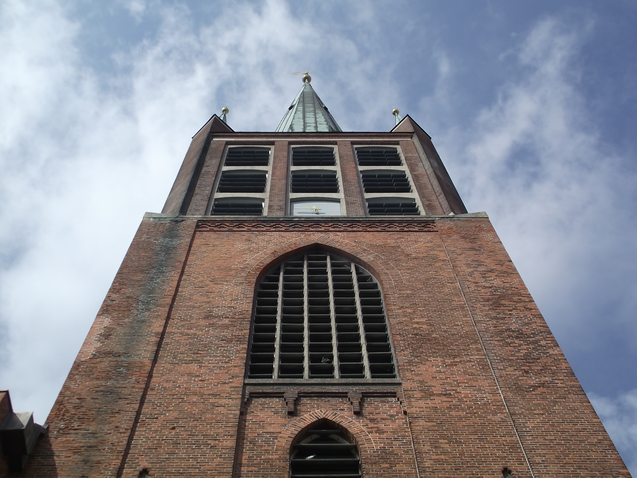 Die große Kirche in Emden - Schweizer Kirche und Johannes a Lasco Bibliothek