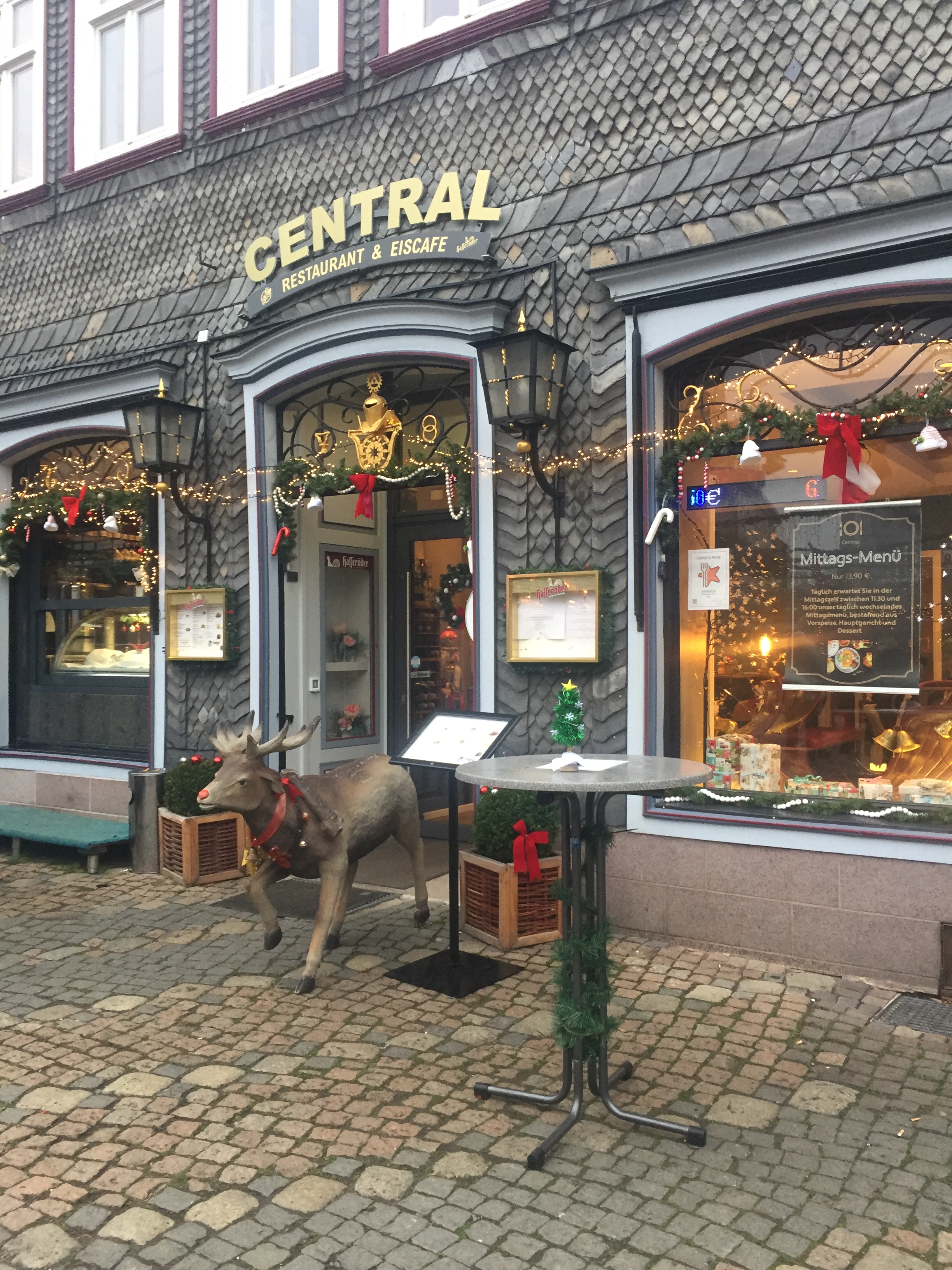 Bild 1 Restaurant Central by Mongi in Goslar