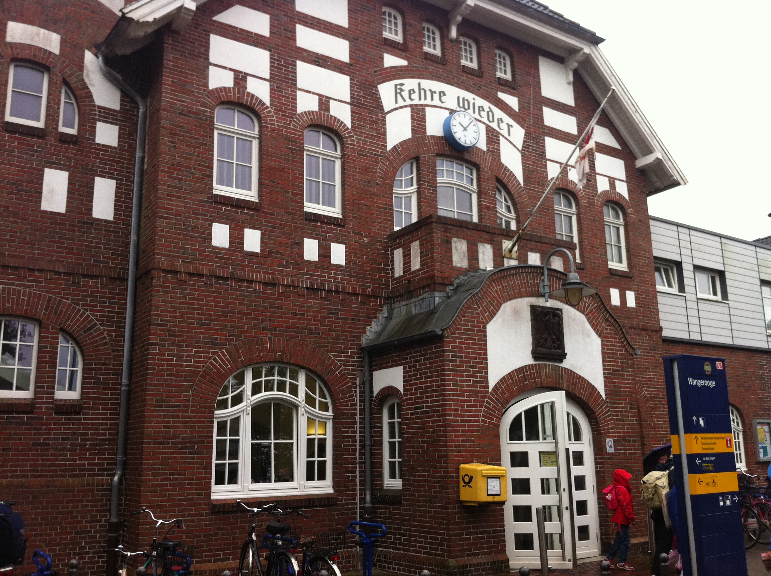 Das Touristik Büro ist im Bahnhof von Wangerooge