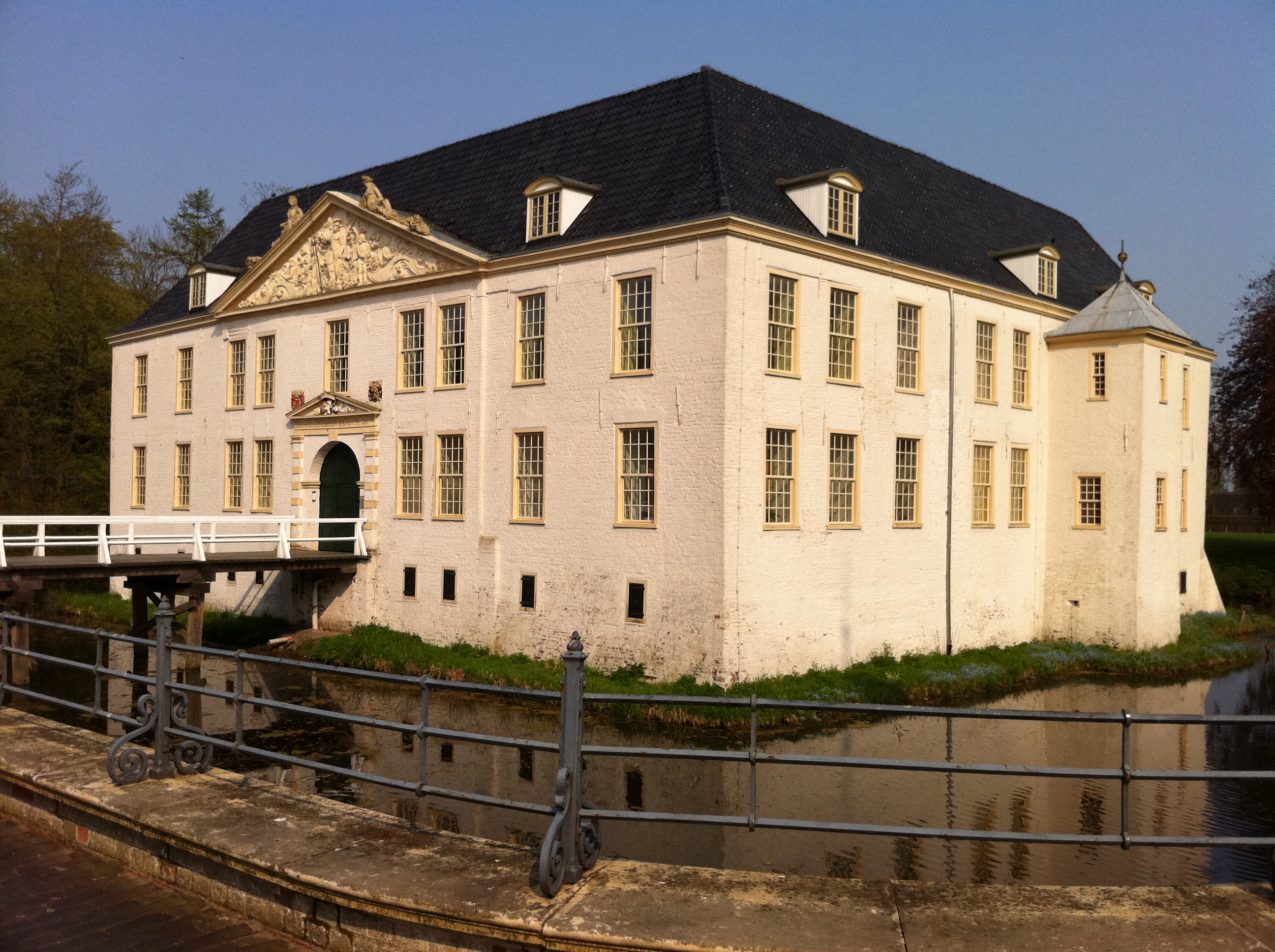 Haupt- und Realschule im Schloß Dornum - Ostfriesland