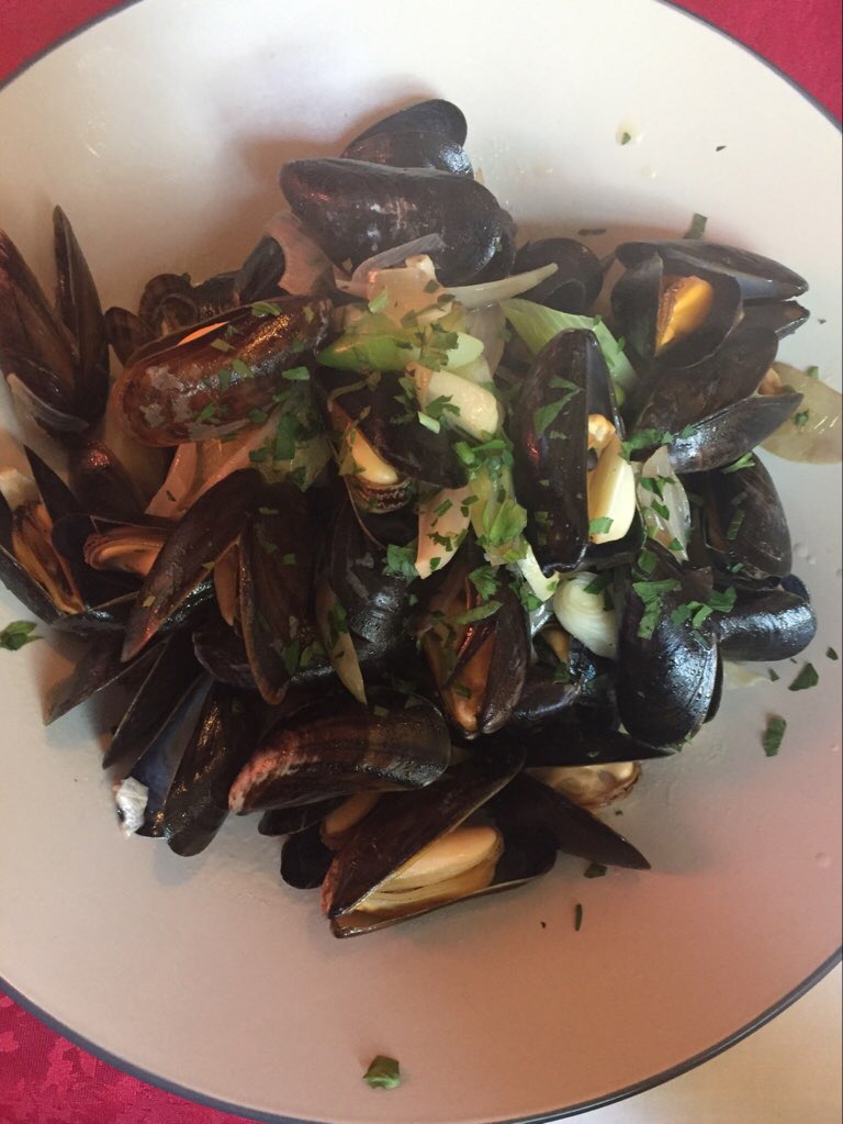 Miesmuscheln - Cozze Pomodoro Vino