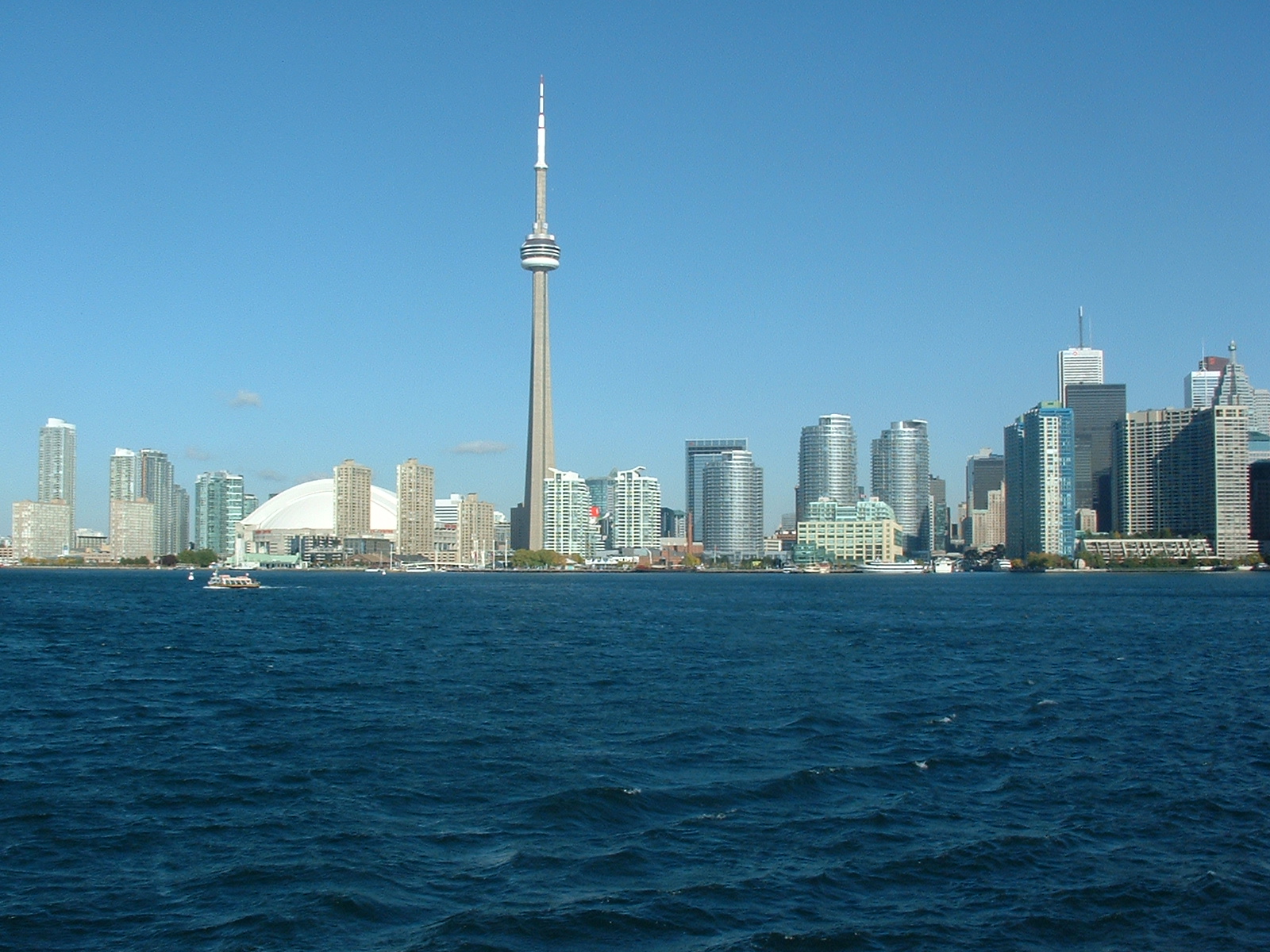 CN - Tower Toronto mit dem Restaurant im Turm