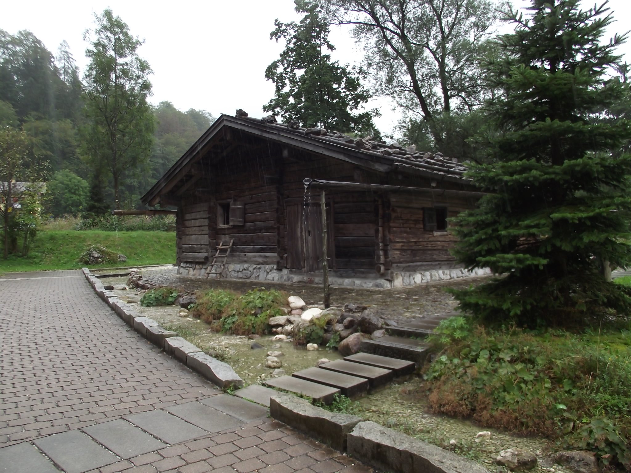Grassl Enzian Brennerei in Berchtesgaden - Die alte Brennhütte