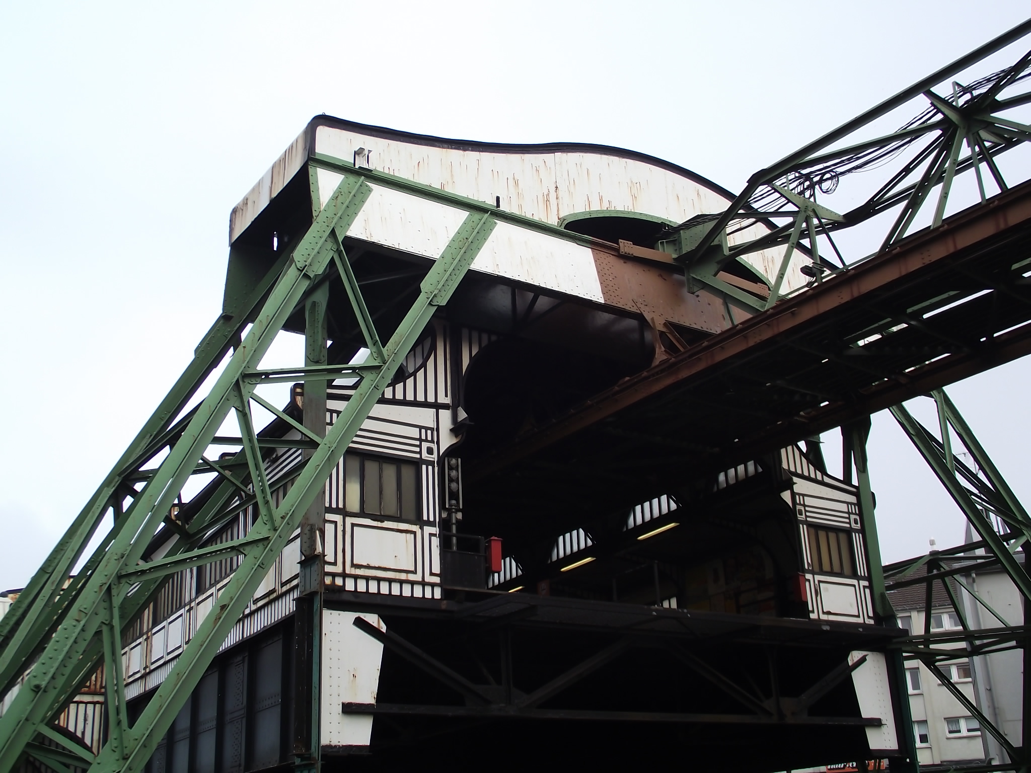 Die Station Werther Brücke der Wuppertaler Schwebebahn