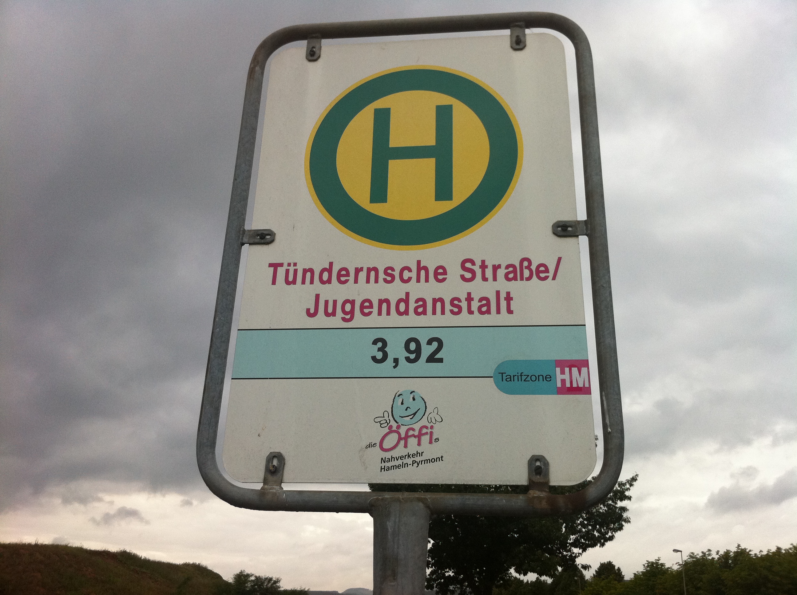 Haltestelle an der Jugendanstalt in Hameln