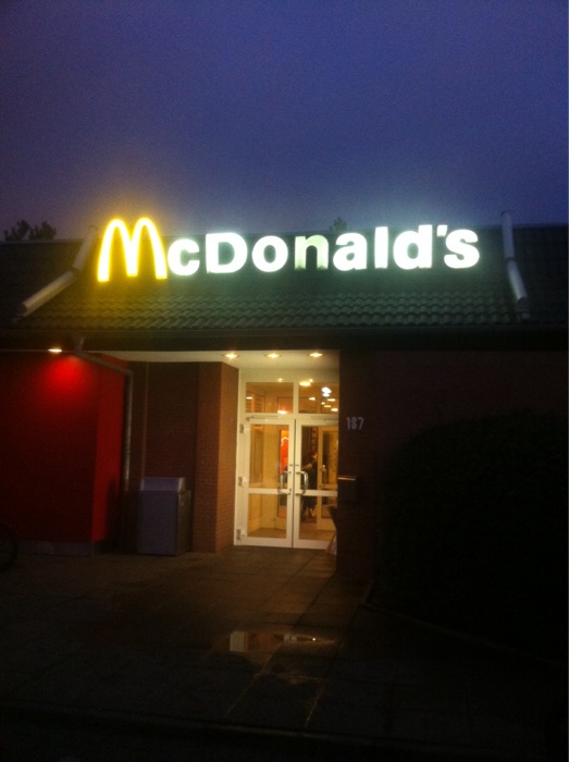 Bild 7 McDonald's Restaurant in Delmenhorst