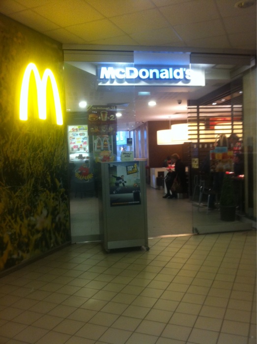 Bild 3 McDonald's Restaurant in Neumünster
