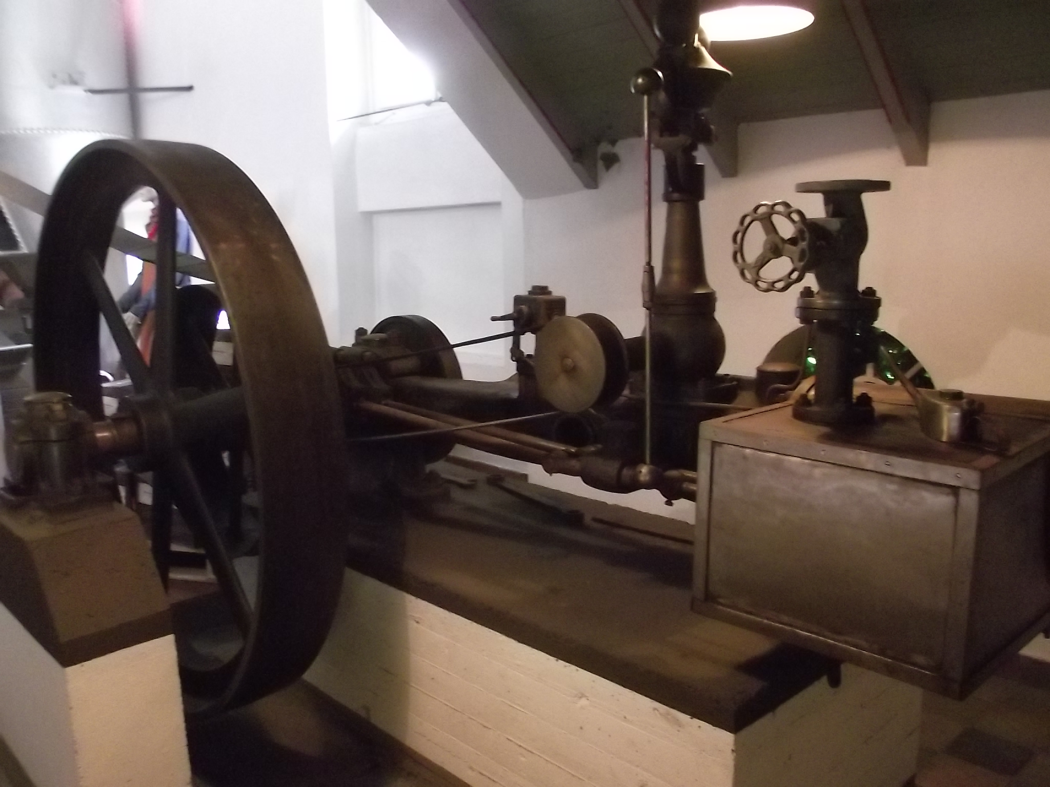 Im Brennereimuseum - Dampfmaschine zum Antrieb der Mühlen
