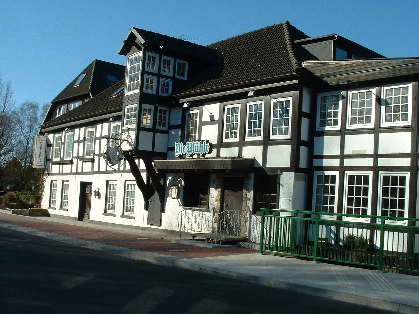 Hotel Restaurant Café Zur Wasserburg in Harpstedt