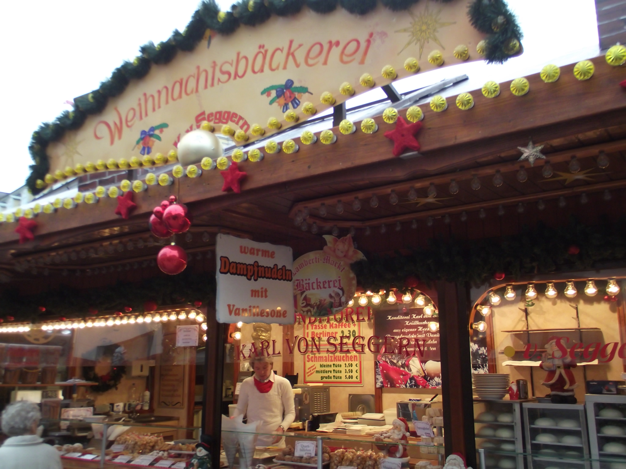 Lamberti Markt Oldenburg - Dampfnudeln und Schmalzkuchen