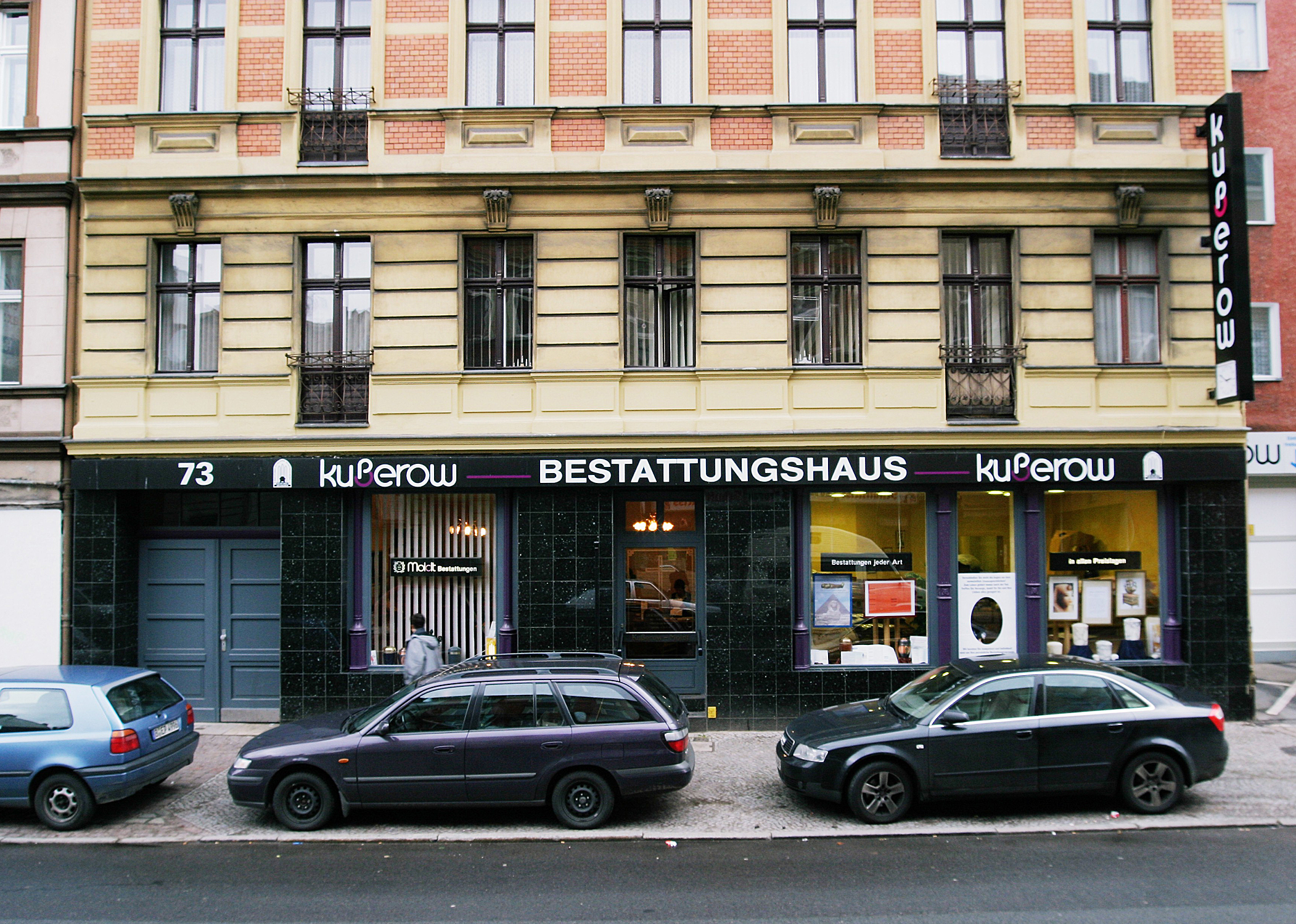 Frontansicht Bestattungshaus Silbersteinstraße 73