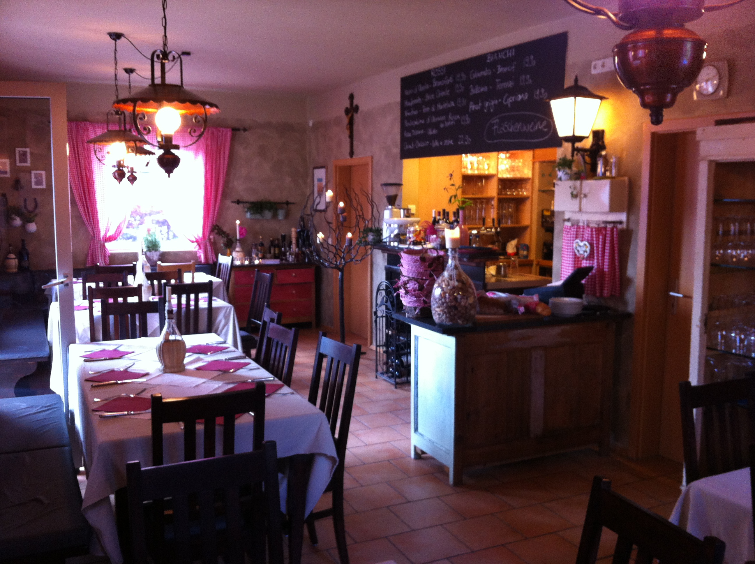 Trattoria Bologna Gastraum