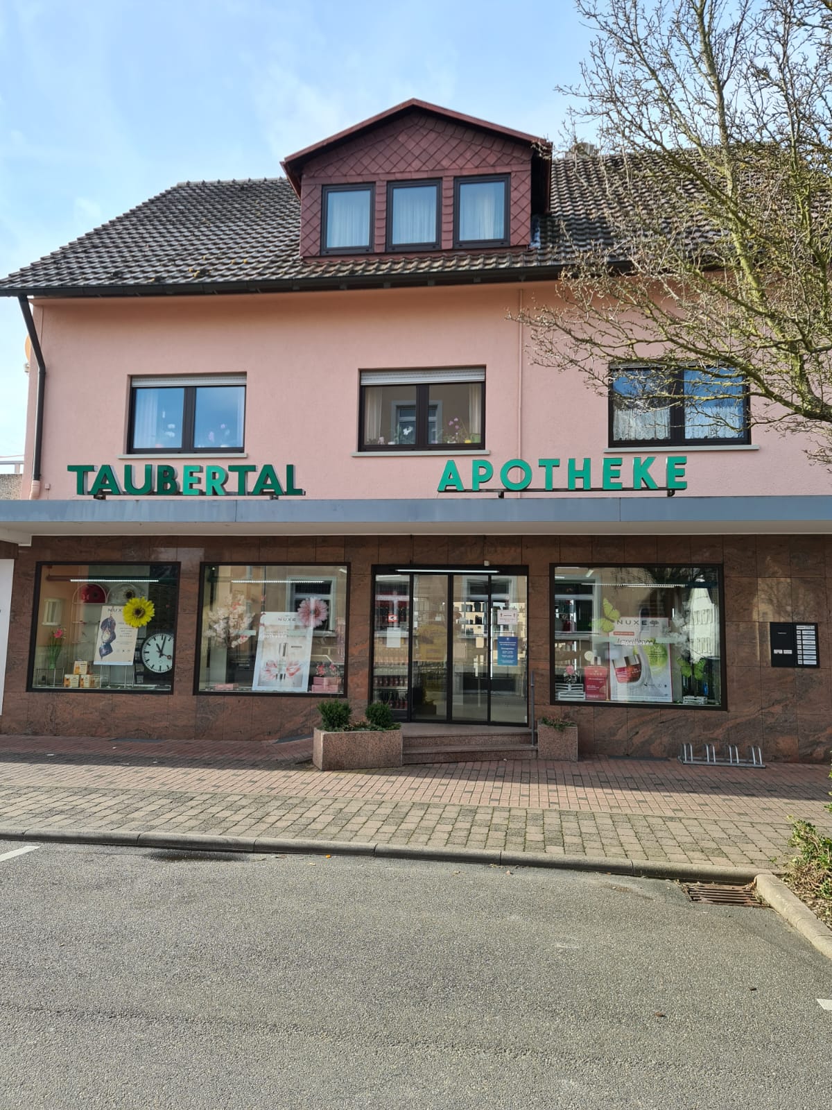 Bild 4 Taubertal-Apotheke in Lauda-Königshofen