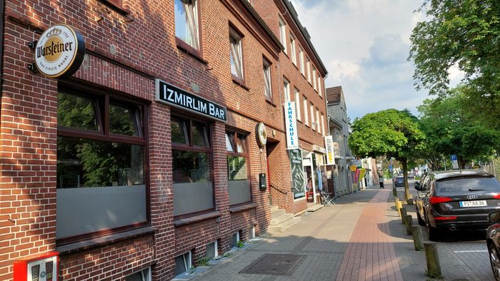 Izmirlim Bar