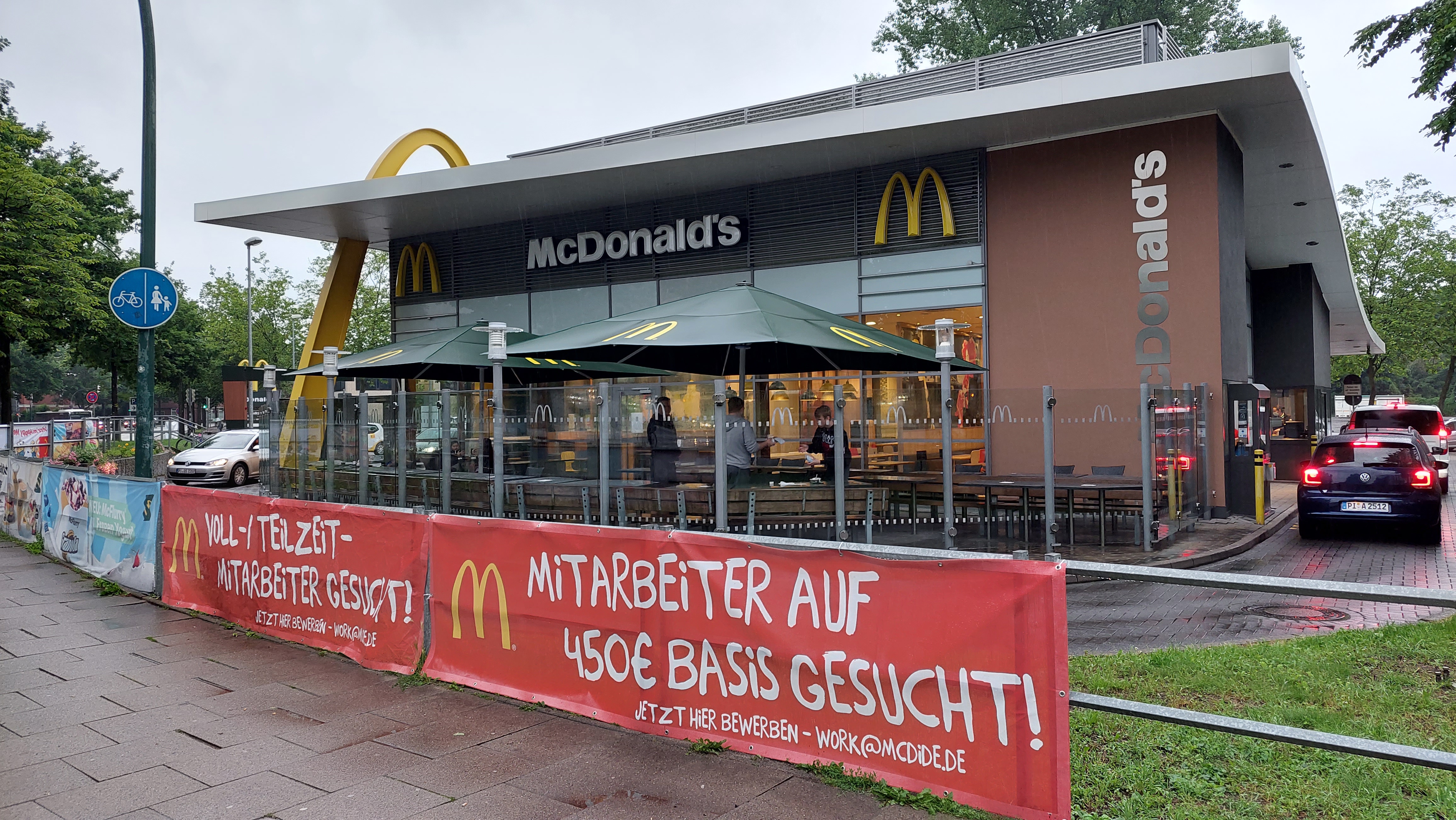 Bild 1 McDonald's Restaurant in Pinneberg