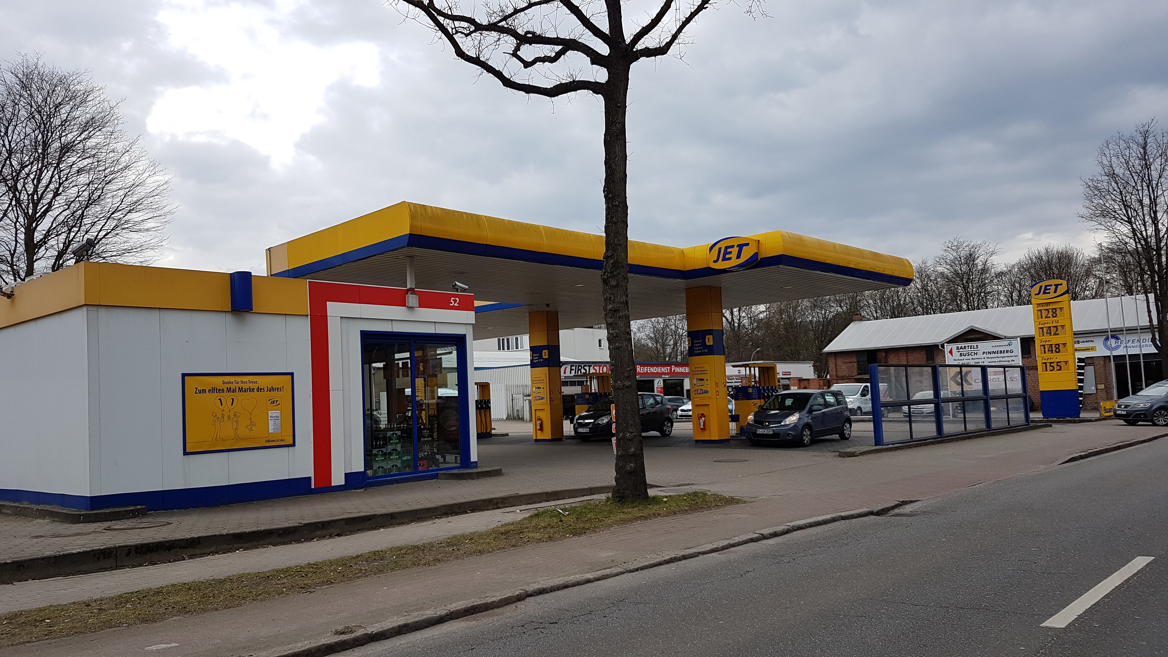 Bild 1 JET-Tankstelle in Pinneberg