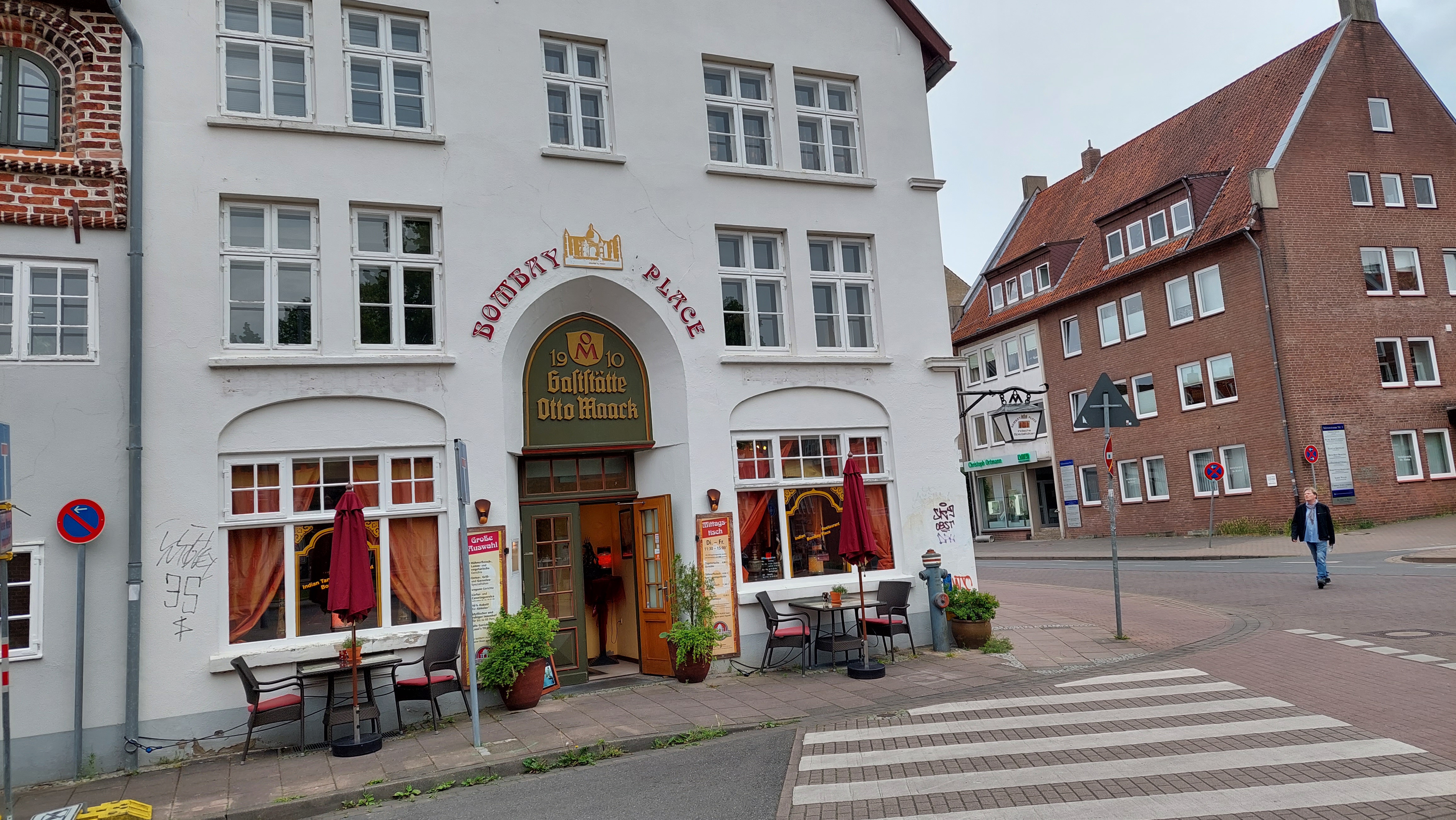 Bild 1 Bombay Place in Lüneburg