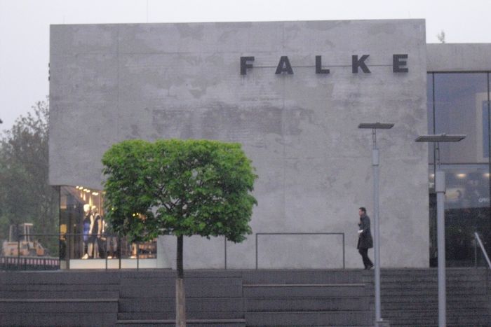 Falke Factory Outlet